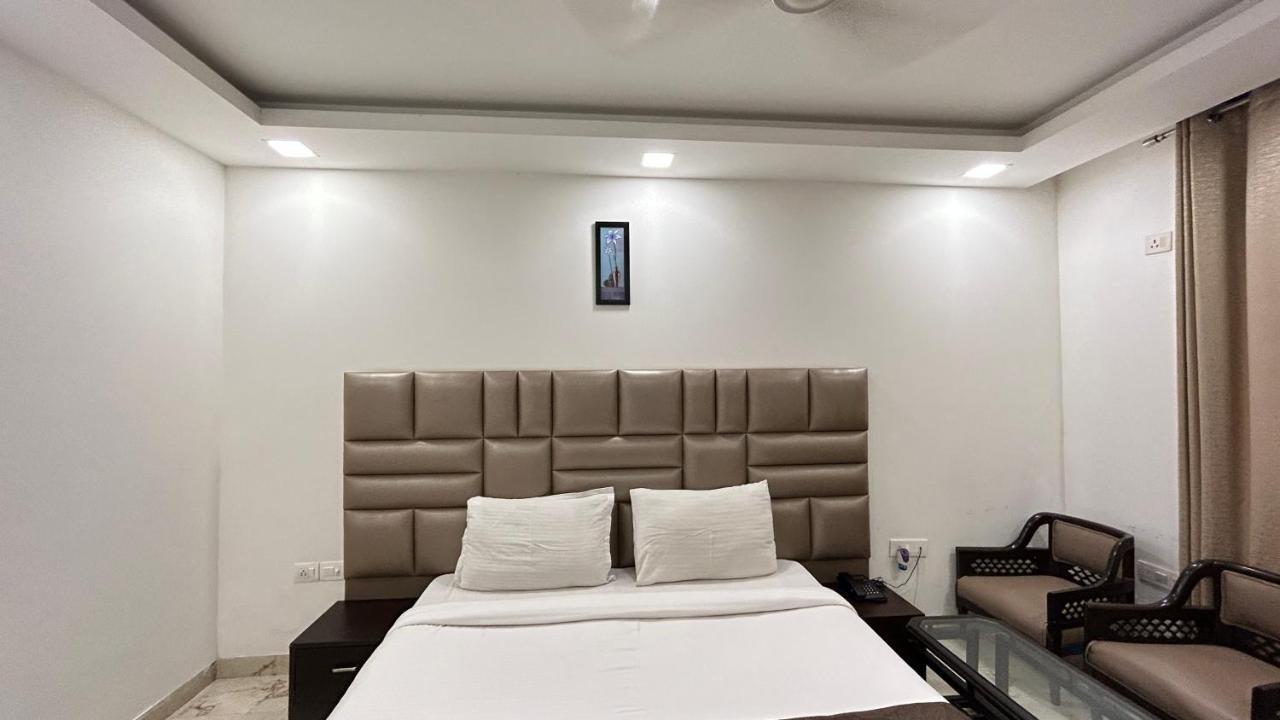 Park Studio Dlf Phase 2, Cyber City, Gurgaon Exterior foto